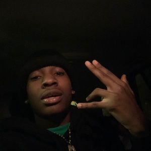 Meet your Posher, Malik